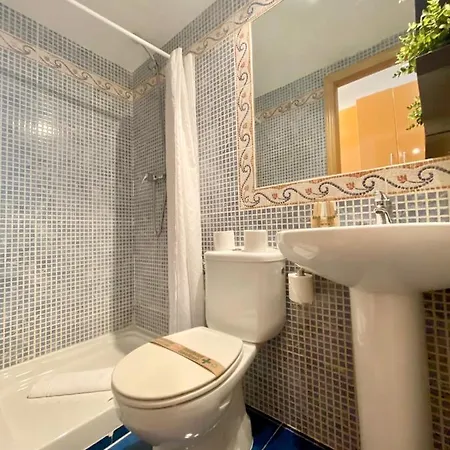Charming Valverde Malasana Madrid Exterior photo